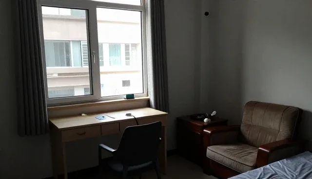 家庭护理指导服务如何适应紧急救援需求的演变